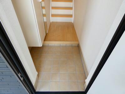 ラ・カーサ・スペランツァ高浜の物件内観写真