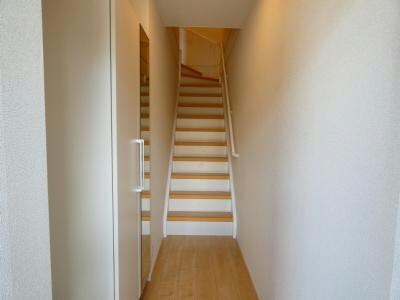 ラ・カーサ・スペランツァ高浜の物件内観写真