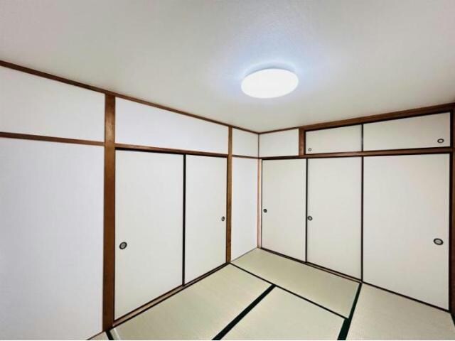 衣浦マンションC棟の物件内観写真