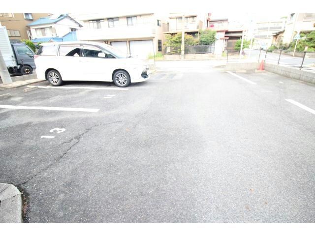 西岡崎駅前アールの物件外観写真