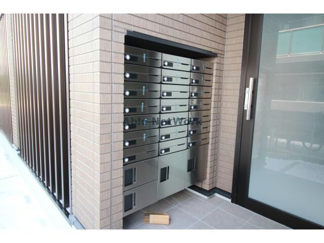 グランシュテルの物件外観写真