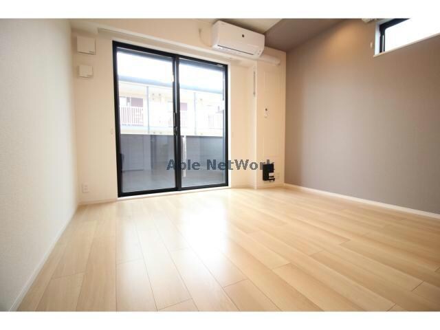 グランシュテルの物件内観写真