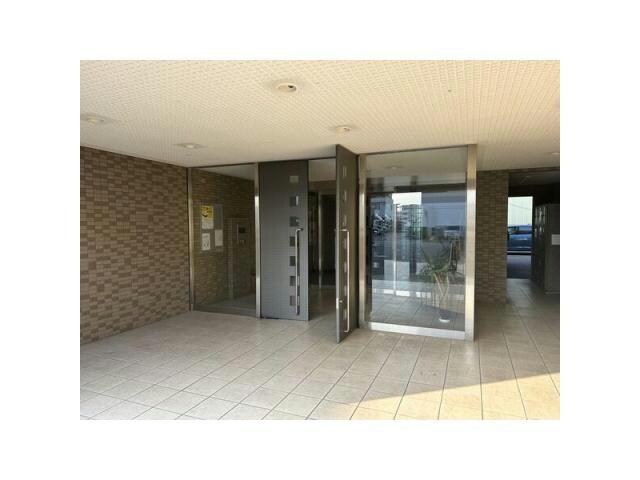 ロイヤルスクエアの物件外観写真