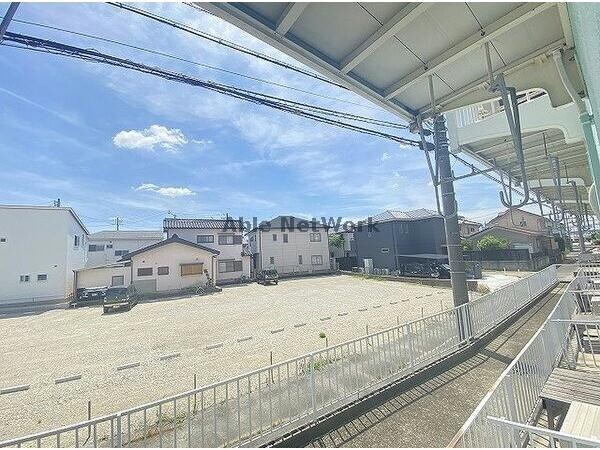 エブリワン西棟の物件内観写真