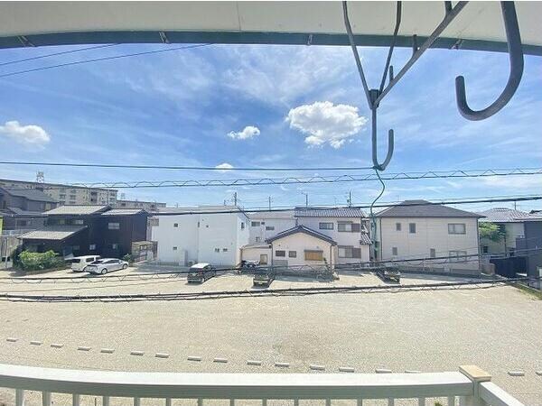 エブリワン西棟の物件内観写真