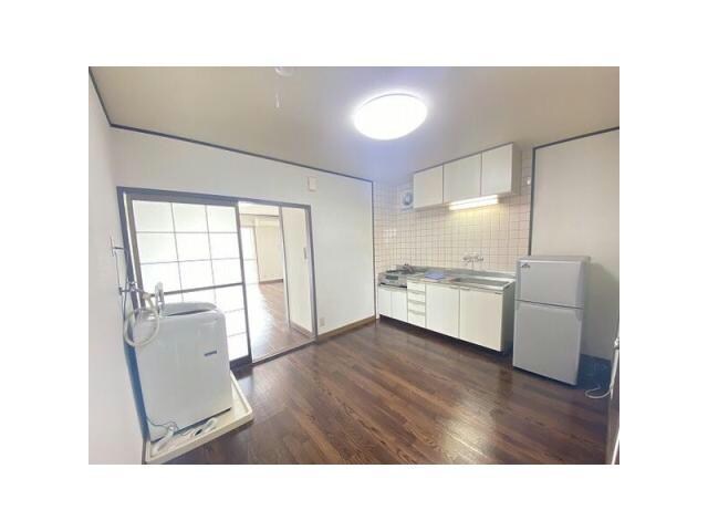 エブリワン西棟の物件内観写真