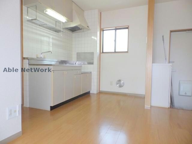 リバーサイド中川の物件内観写真