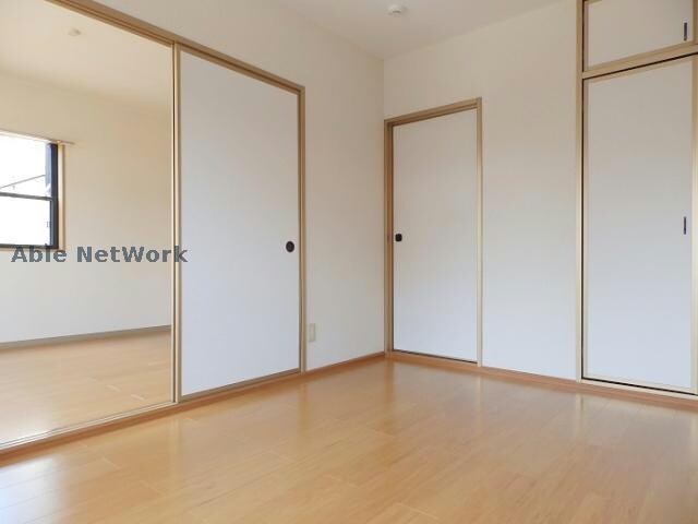 リバーサイド中川の物件内観写真