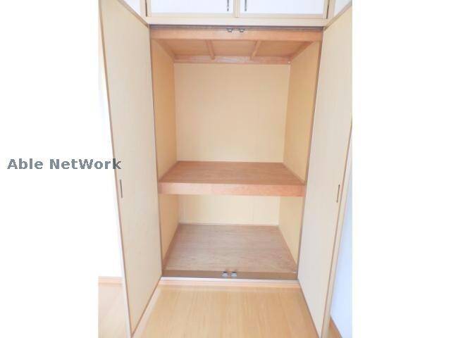 リバーサイド中川の物件内観写真