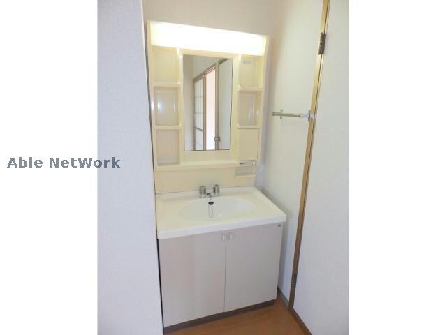 リバーサイド中川の物件内観写真