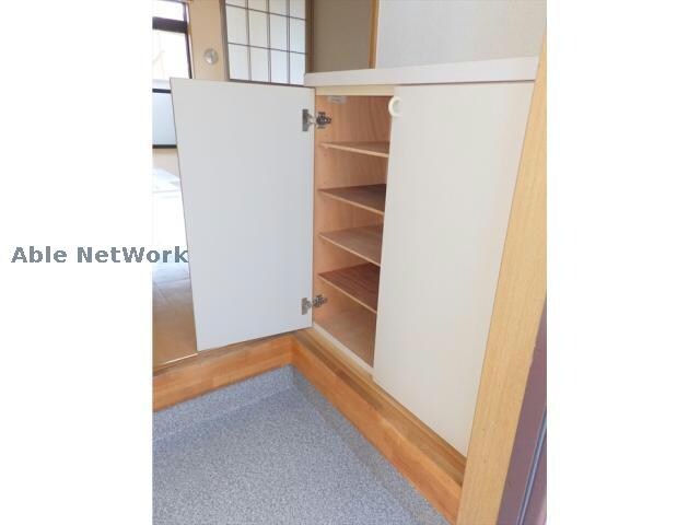 リバーサイド中川の物件内観写真