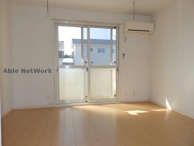 サンファーストＡの物件内観写真