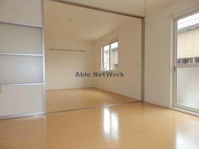 ロイヤル・ロッシーニＣの物件内観写真