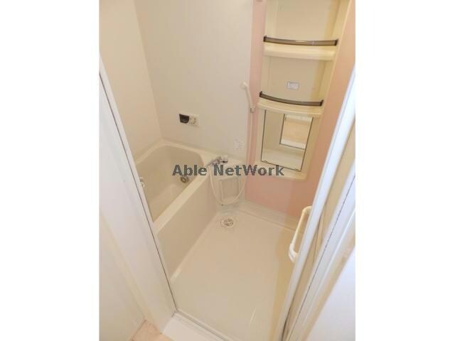 ロイヤル・ロッシーニＣの物件内観写真