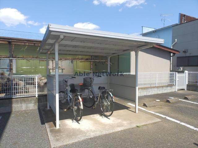 エトランゼⅡの物件外観写真