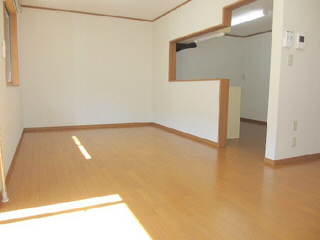 エストクールＳＡＮＥＩの物件内観写真