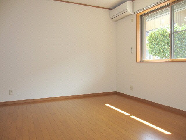 エストクールＳＡＮＥＩの物件内観写真