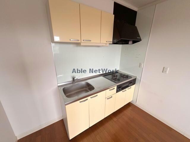 セントラル　アパートメントの物件内観写真