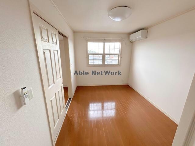 セントラル　アパートメントの物件内観写真