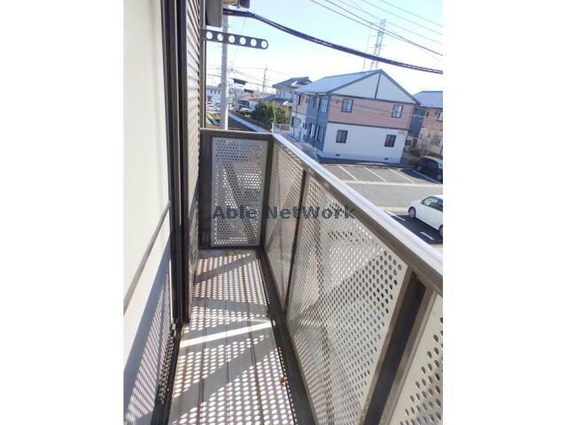 スパニッシュガーデンDの物件内観写真