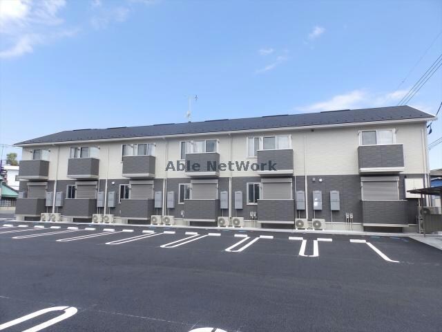 クレストタウンの物件外観写真