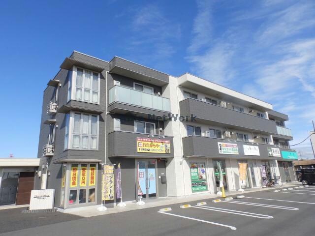 デコラシオンの物件外観写真