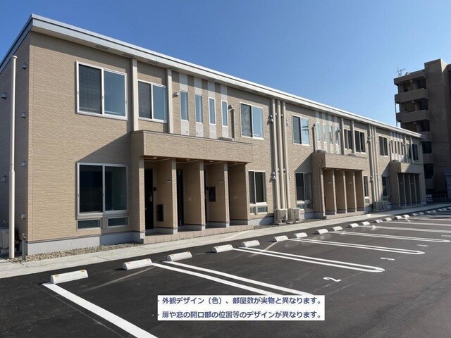 ラ・レコルトの物件外観写真