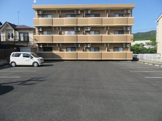 エイペクスアライの物件外観写真