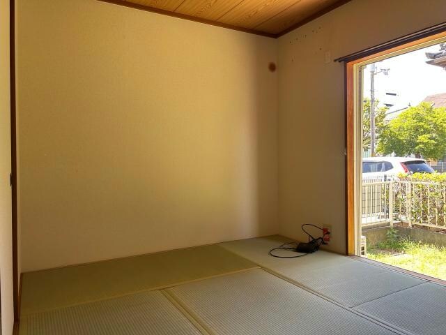 パセオ亀山の物件内観写真