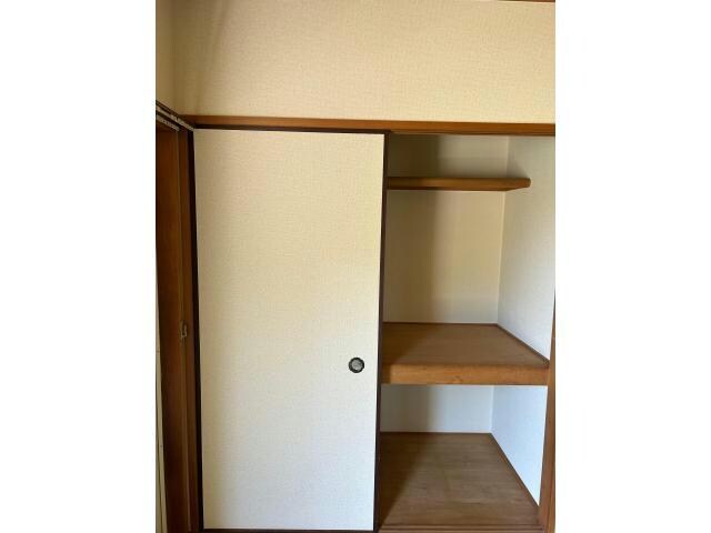 パセオ亀山の物件内観写真