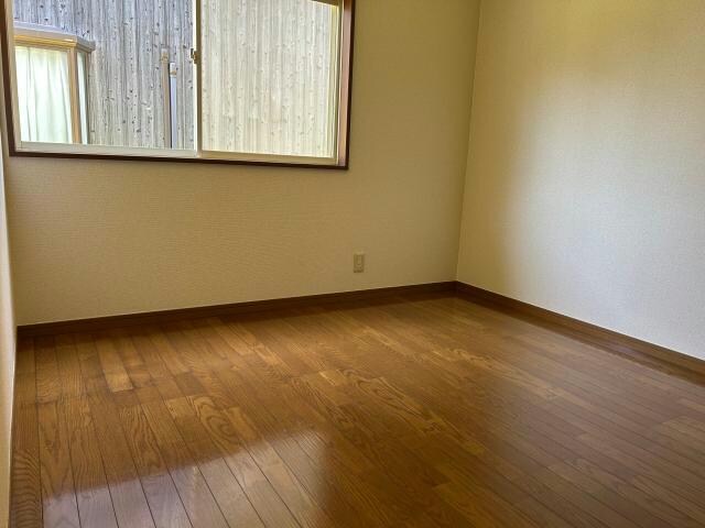 パセオ亀山の物件内観写真