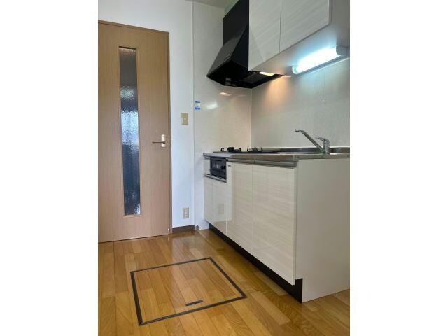 ネオクオーツ幸　弐番館の物件内観写真