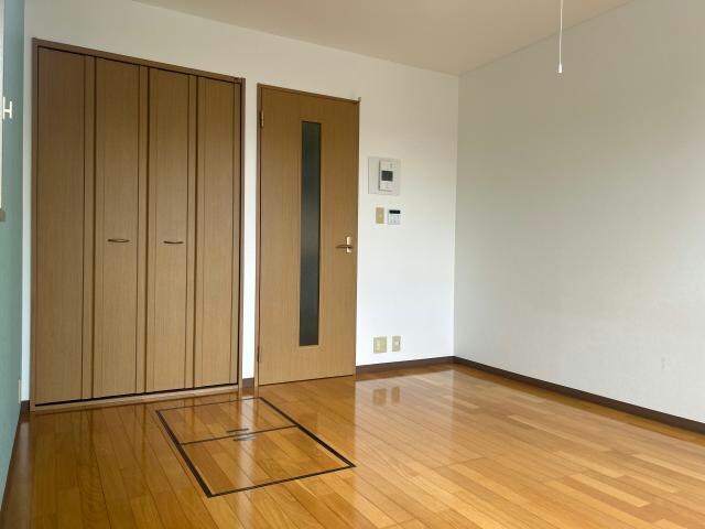 ネオクオーツ幸　弐番館の物件内観写真