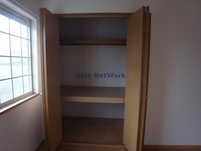 レフィナード・エムＡの物件内観写真