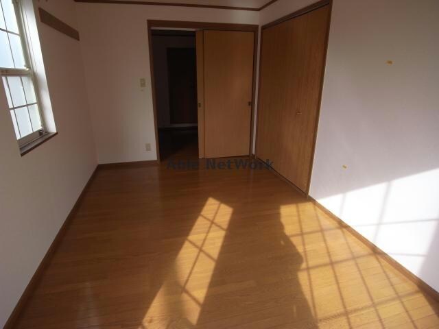 レフィナード・エムＡの物件内観写真