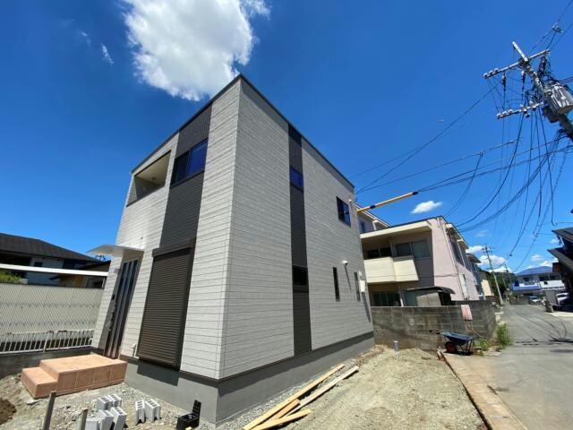 龍田1丁目貸家の物件外観写真
