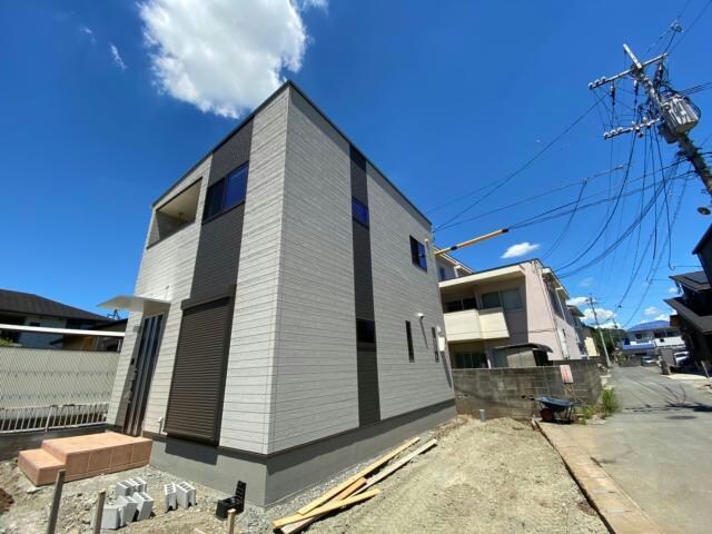 龍田1丁目貸家の物件外観写真