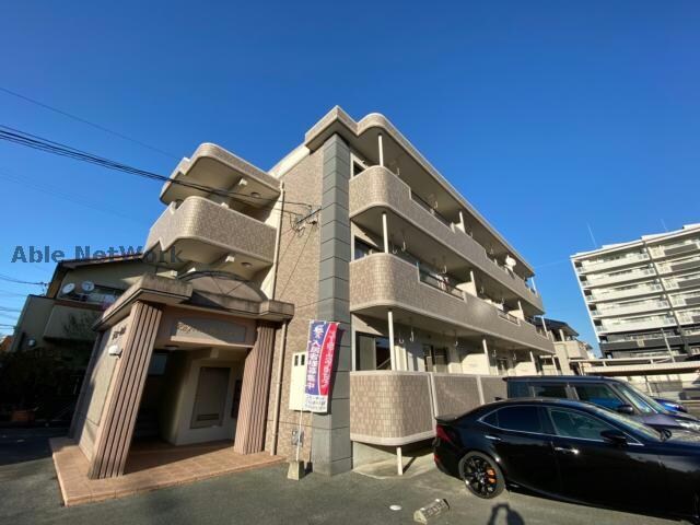 ラフォーレ・ルミネスの物件外観写真