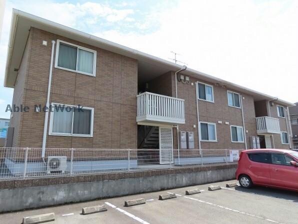 グリーンコートの物件外観写真