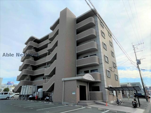 EVER一番館の物件外観写真