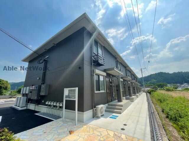 メゾンド麓の物件外観写真