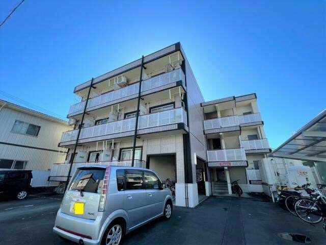 レジーナ海老塚の物件外観写真