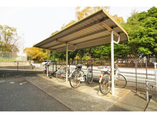 浜松駅 バス10分  芳川西下車：停歩4分 2階の物件外観写真