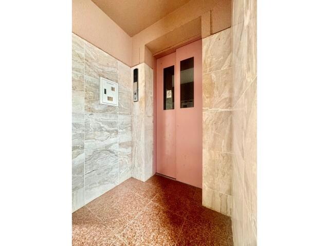 プチメゾン元浜館の物件外観写真