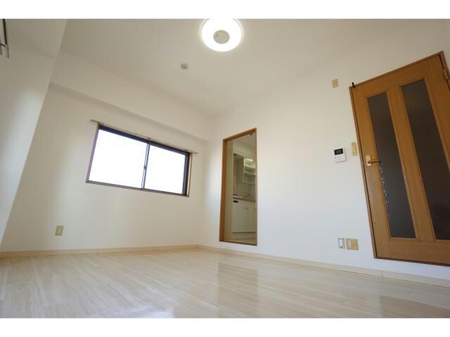 プチメゾン元浜館の物件内観写真