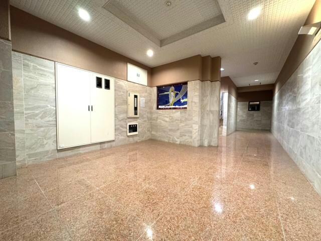 プチメゾン元浜館の物件外観写真