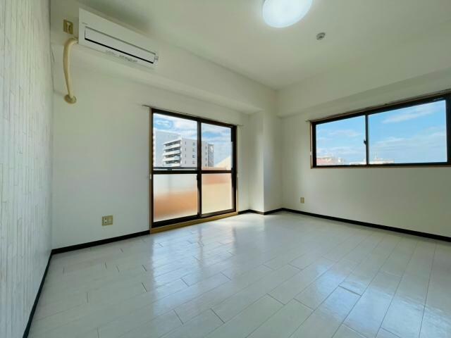 プチメゾン元浜館の物件内観写真