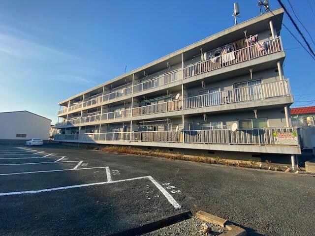 マンションカメリアⅢの物件外観写真