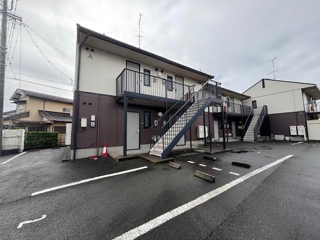 クローバーの物件外観写真