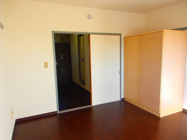 マンションストークⅦの物件内観写真